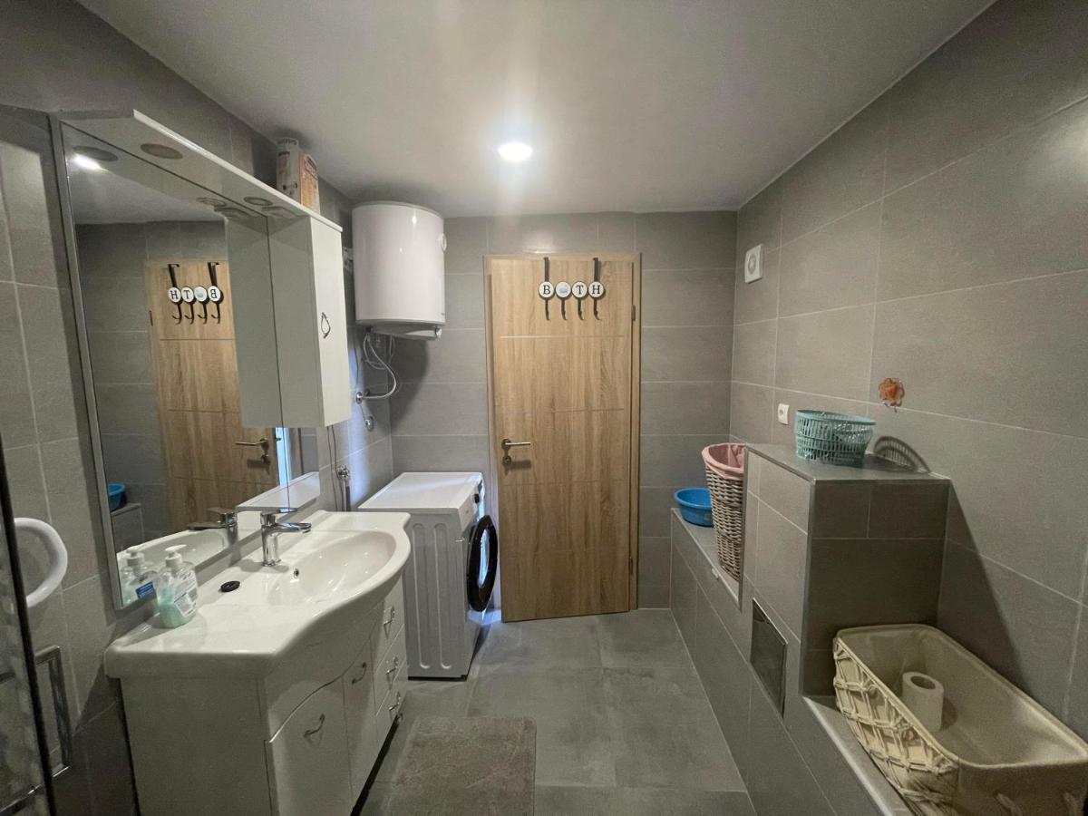 Ferienwohnung Rustika Split Exterior foto